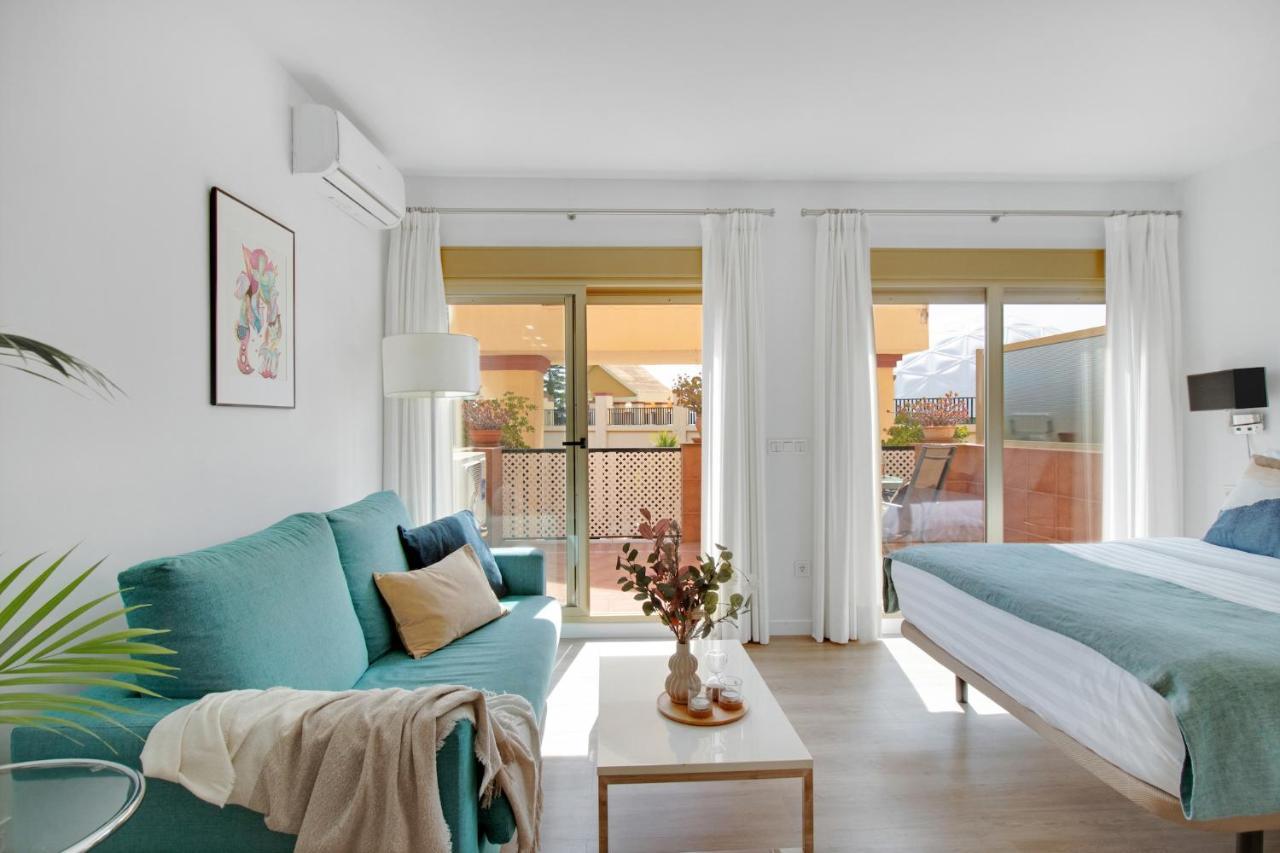 Modern Beach Apartment Romana Playa 723 In Marbella, Elviria Exterior photo