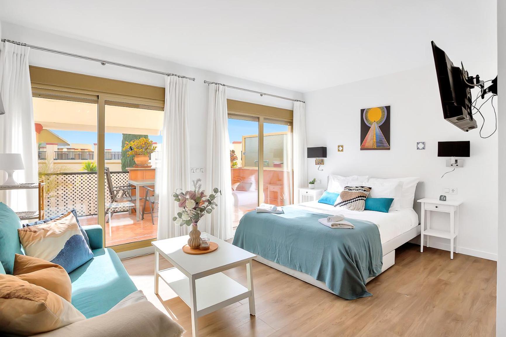 Modern Beach Apartment Romana Playa 723 In Marbella, Elviria Exterior photo