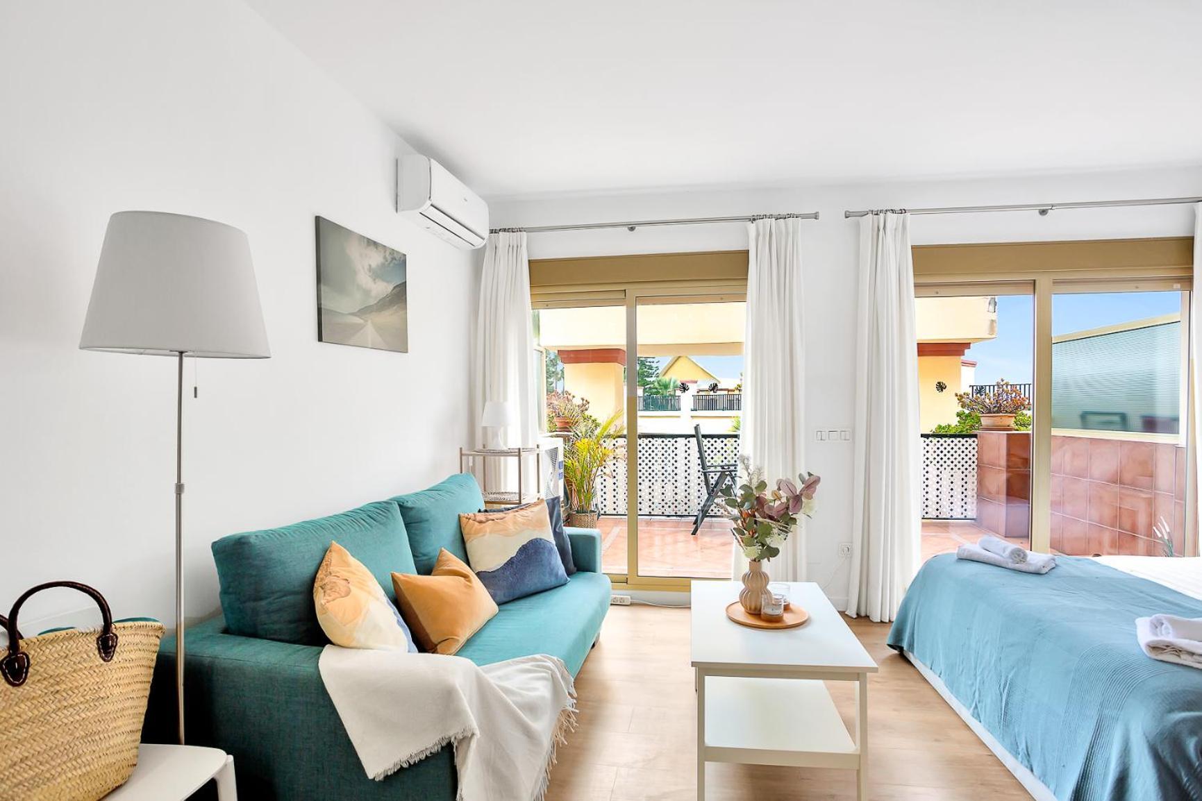 Modern Beach Apartment Romana Playa 723 In Marbella, Elviria Exterior photo